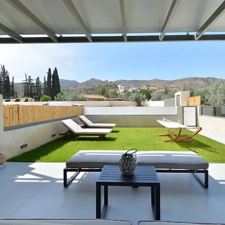 Swan Paradise Residences Loutra Oraias Elenis