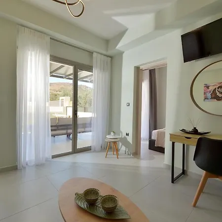 Swan Paradise Residences 乡村民宿