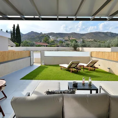 Swan Paradise Residences Country house