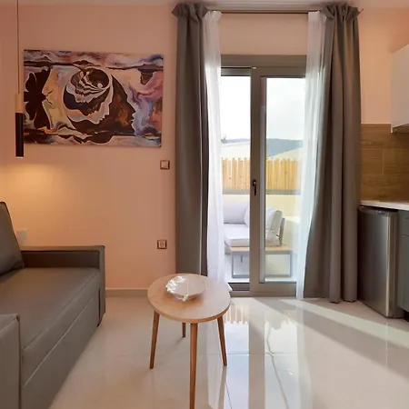 Летний дом Swan Paradise Residences Лутра-Ореас-Эленис