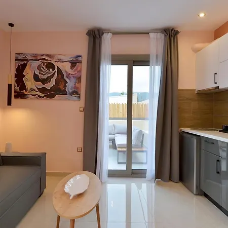 Swan Paradise Residences Летний дом *