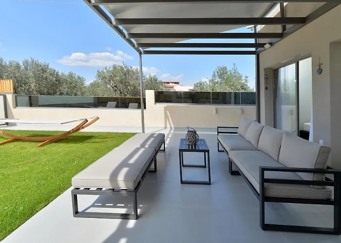 Swan Paradise Residences * Λουτρά Ωραίας Ελένης